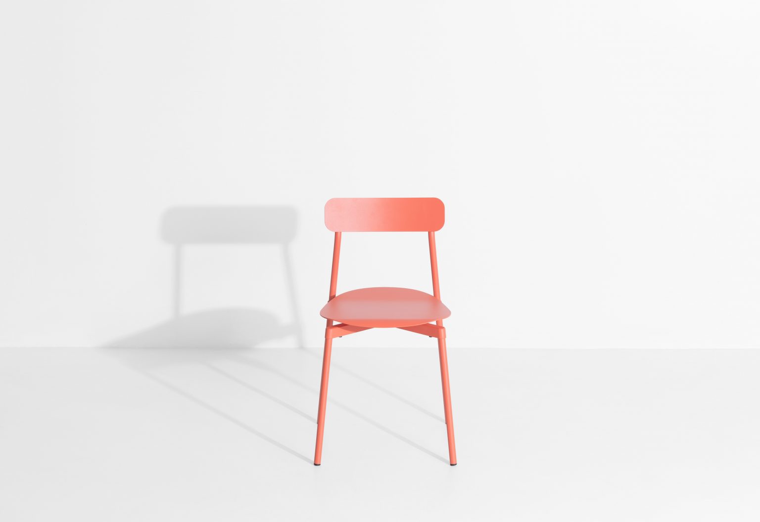 Biennale Interieur - Belgium's leading design and interior event - M0810105_fromme_chair_coral_©pf_packshot_hd-5.jpg
